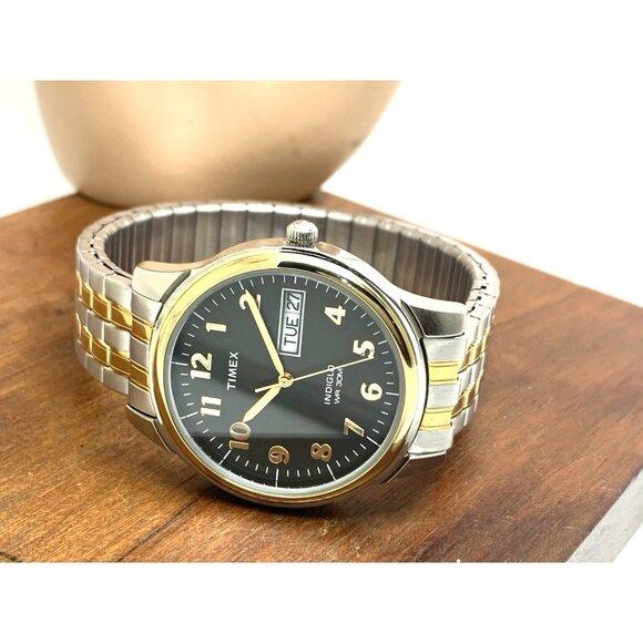 Timex Men's Watch T26481 Quartz 35mm Gray Dial Indiglo Two Tone Stretched Band - Picture 8 of 14